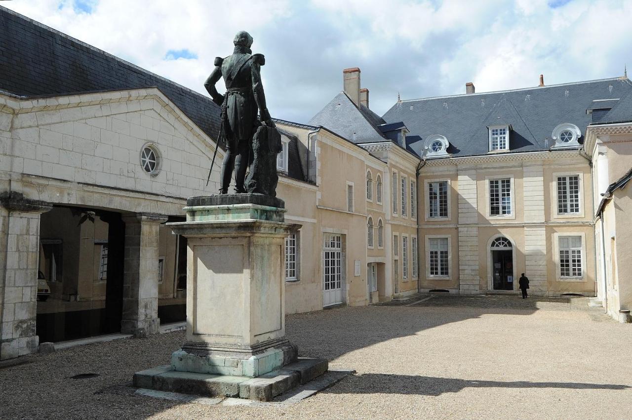 Maison D'Hotes De Charme - Au Lys Blanc Châteauroux المظهر الخارجي الصورة